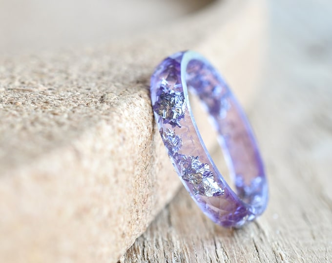 Thin Amethyst Color Faceted Resin Ring With Silver Flakes - Unisex Band Ring