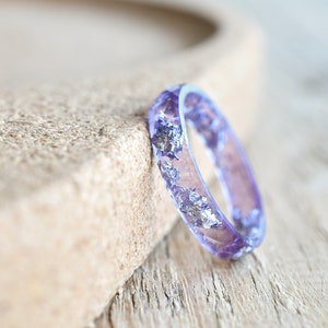 Thin Amethyst Color Faceted Resin Ring With Silver Flakes - Unisex Band Ring