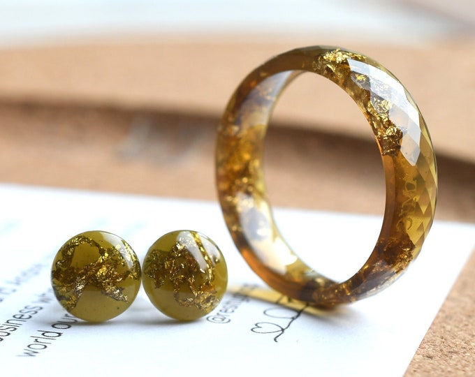 Amber Resin Ring With Gold Leaf - Faceted Resin Ring - Unconventional Stacking Ring - Fall Resin Jewelry