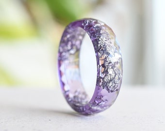 Hypoallergenic Lavender Faceted Resin Ring with Silver Flakes - Unconventional Mens Ring - Epoxy Resin Jewelry Unisex Ring