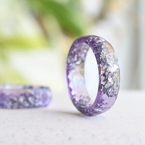 Hypoallergenic Lavender Faceted Resin Ring with Silver Flakes Unconventional Mens Ring Epoxy Resin Jewelry Unisex Ring image 6