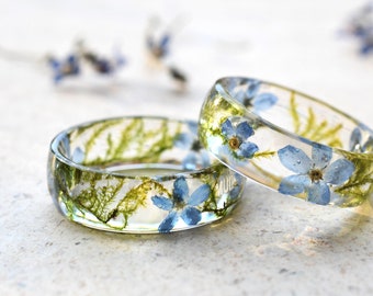 Forget-Me-Not and Dried Moss Resin Ring – Unique Floral Gift for Her, Christmas Gift, Botanical Jewelry