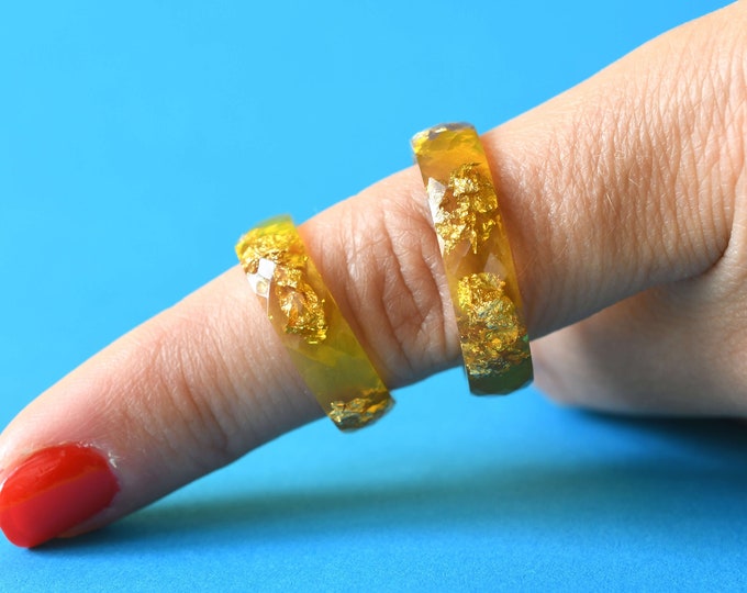 Bright Yellow Gold Flakes Ring - Faceted Resin Ring - Summer Rings
