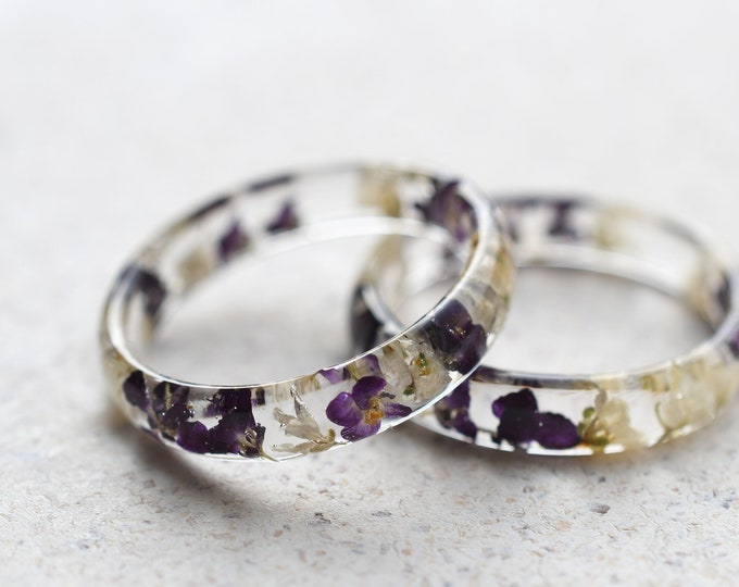 Sweet Alyssum Promise Ring - Purity Resin Ring for Her - Real Dried Flower Jewelry