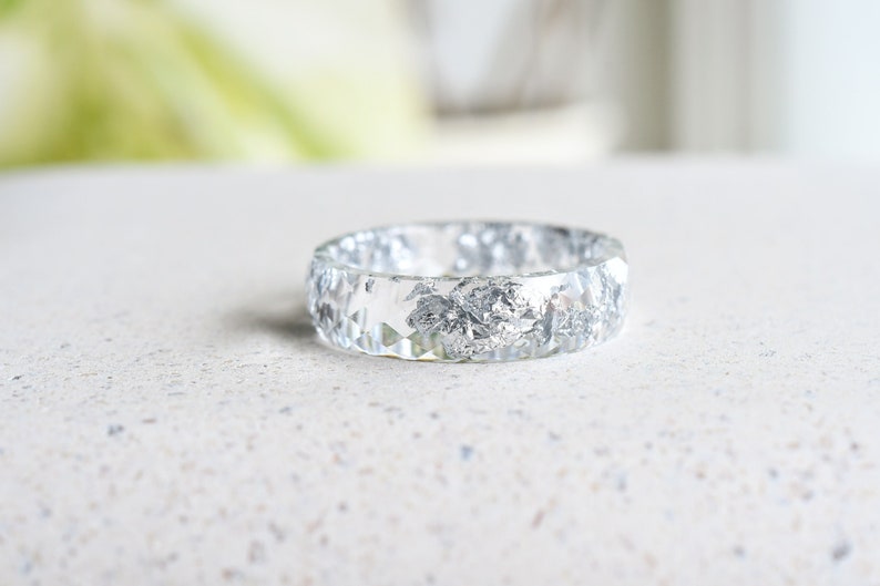 Transparent Ring With Silver Flakes - Faceted Stacking Ring - Rings For Women - Resin Jewelry 