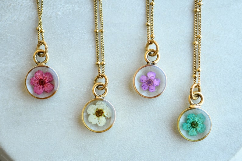 Real Dried Flower Resin Necklace Mini Gold Terrarium Necklace With Colorful Flowers Resin Wedding Jewelry