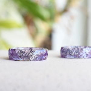 Hypoallergenic Lavender Faceted Resin Ring with Silver Flakes Unconventional Mens Ring Epoxy Resin Jewelry Unisex Ring image 8