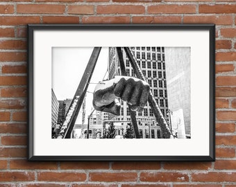 Impresión artística de Joe Louis Fist In Detroit: impresión en blanco y negro del monumento a Woodward y Jefferson en Detroit, Michigan: 3 opciones