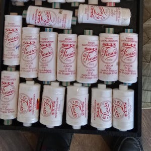 Fresia linen Thread size 30/2 to 100/2 in white and Ivory - 05 gr. great for Bobbin Lace and stitching 9.50 - 12.50 image 3