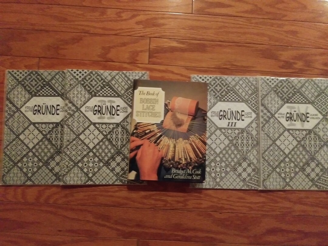 Grunde - Book of Bobbin Lace Stitches by Bridget Cook & Geraldine Stott ...