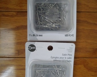Bobbin Lace pins. Fine all purpose pins in .60mm diameter 6.50. Great for all levels and most laces. Two lenghts  1 1/16 26mm & 1 5/16 32mm