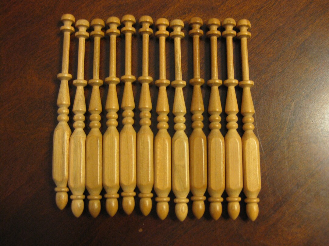 12x Fancy Square Bobbins for Bobbin Lace Making. Dozen of Black Chacate ...