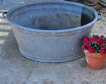 Jardinière de bain en étain galvanisé Continental
