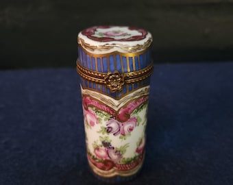 Limoge Hand Painted Small Trinket/Pill Box