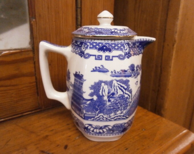 Ringtons Tea Willow Pattern Water/coffee/tea Pot Made by Wade - Vintage ...