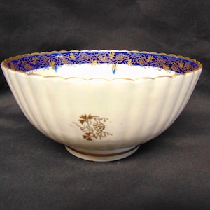 Caughley Porcelain Fluted Bowl Circa 1791-1793