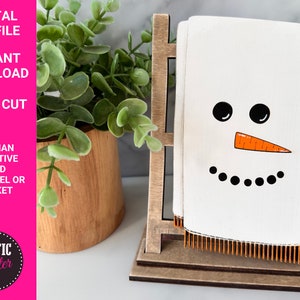 Toalha de chá de madeira decorativa intercambiável de boneco de neve ou arquivo de cobertor | ARQUIVO DE CORTE SVG | Download