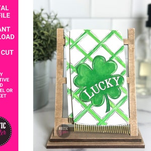 Toalha de chá de madeira decorativa intercambiável Lucky ou arquivo de cobertor | ARQUIVO DE CORTE SVG | Download