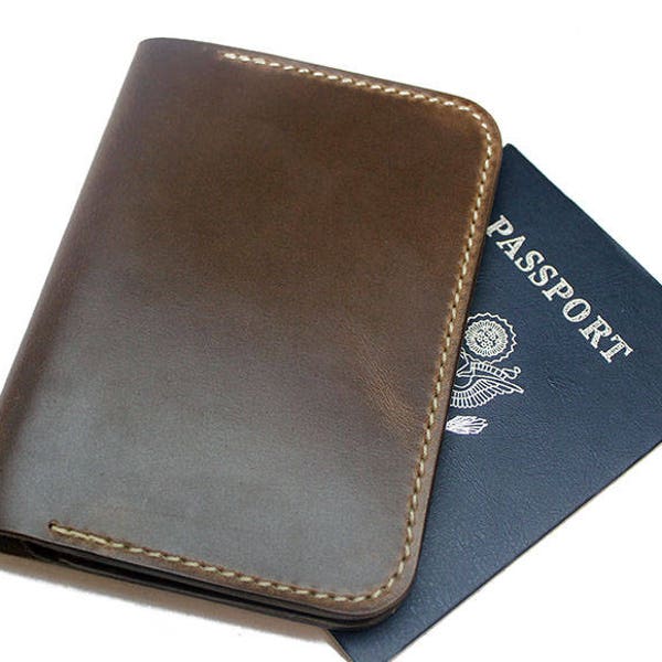Horween Chromexcel passport cover - leather passport wallet - personalized passport holder