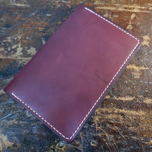 Capa para caderno de notas de campo em couro bordô, capa para diário em couro recarregável, capa para caderno personalizada
