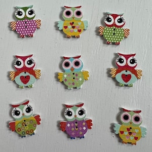 Owl Button for sewing, knitting, crocheting, scrapbooking, Eco natural buttons, wooden owl button