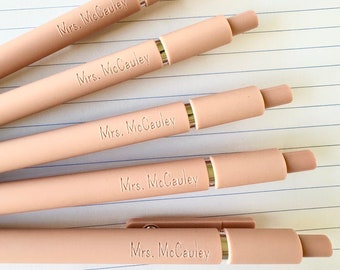 Custom Pens｜Personalized Pens｜Set of 5 Custom Engraved Soft Touch Pens｜Custom Gift for Her｜Coworker Graduation Gift｜Custom Office Supplies