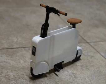 3D Printed 1/6 Scale Motocompacto Folding Scooter