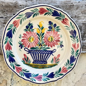 Prato Henriot Quimper vintage, cerâmica popular francesa decorada à mão, prato de faiança Henriot bretão, prato Henriot para pendurar na parede