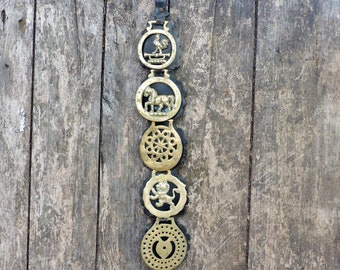 5 Horse Brasses on Leather Strap, 1950s Horse Brass Lucky Charm Gift, Brass Medallions, Hanging Decorative Fireplace Decor,Horse Accessory,