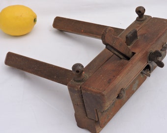 1920s Plough Plane - French Vintage Moulding Plane - Carpentry Tool - Woodworking Plane - Old Tool - Nordic Living Decor