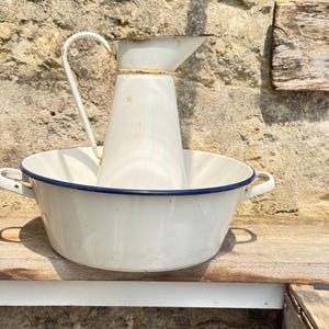 Enamel Water Pitcher and Bowl, French Vintage WaterJug/Bowl, Bathroom Set, Shabby Chic Country Kitchen, Old White Enamel Pitcher and Basin