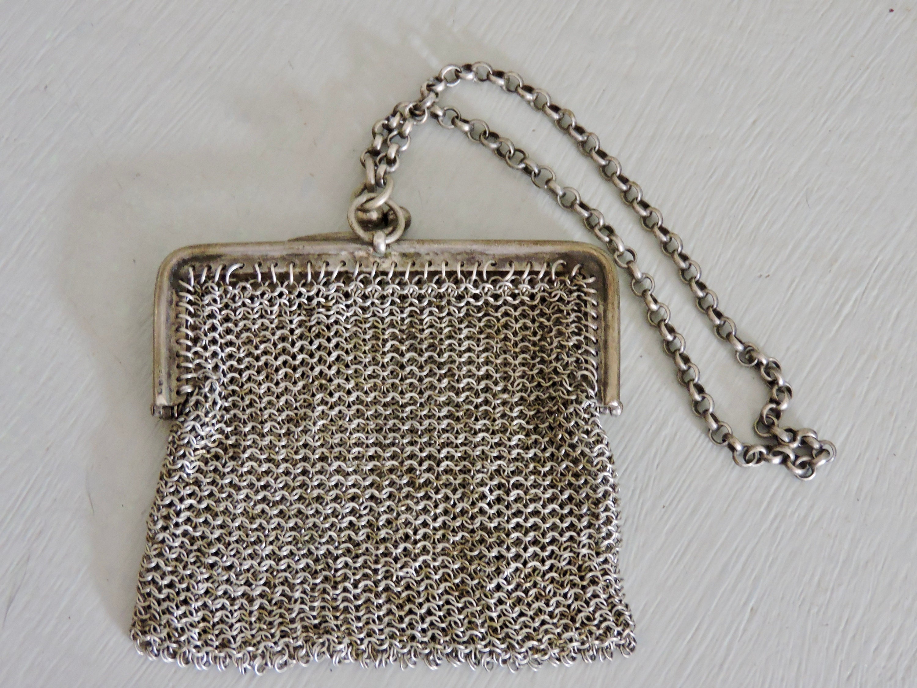 Eduardian chainmail coin purse | Vintage purses, Purses, Beaded purses