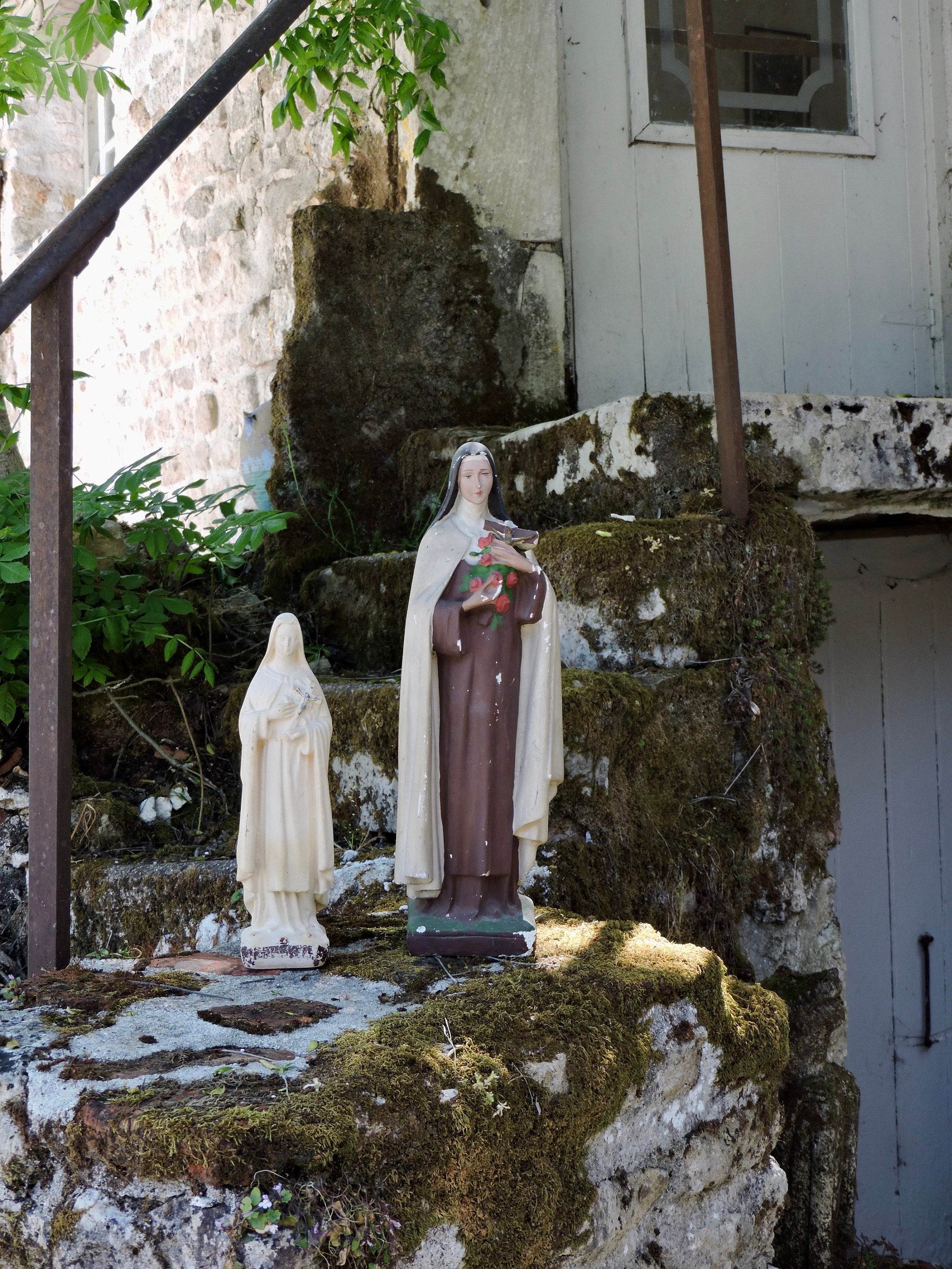 2 Statues de St Thérèse Vintage, Icône Religieuse, Figurine Catholique Française, Sculpture Craie, D