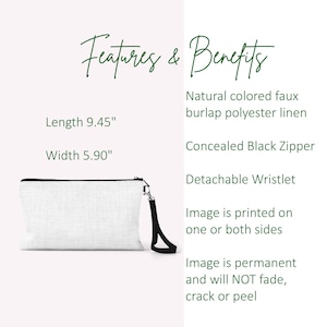 K&ouml;nnte beinhalten: Eine wei&szlig;e Rei&szlig;verschlusstasche mit abnehmbarem Handgelenkband. Die Tasche ist aus Kunstleinen aus Polyester in Naturfarbe gefertigt und misst 24 cm in der L&auml;nge und 15 cm in der Breite. Die Tasche hat einen verdeckten schwarzen Rei&szlig;verschluss und ein bedrucktes Bild auf einer oder beiden Seiten. Das Bild ist dauerhaft und verblasst, rei&szlig;t oder l&ouml;st sich nicht.