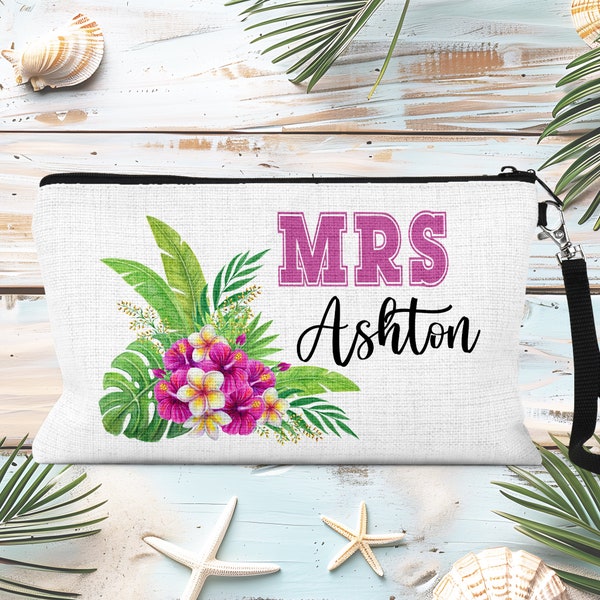 Customized Mrs Beach Bag Floral Bride Makeup Bag Tropical Bridal Shower Gift Honeymoon Beach Bag Personalized Mrs Bag Flower Wedding Pouch