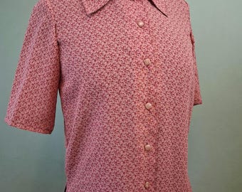 1940s blouse in red and beige vintage shortsleeved top medium
