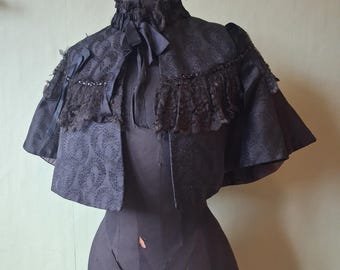 Victorian late 1800s capelet cape black mourning clothing onesize pearl embroidery antique