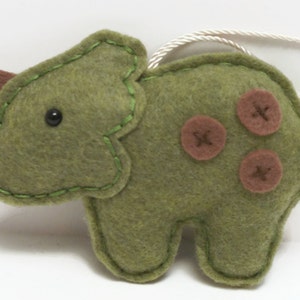 Triceratops Ornament / Personalized 2023 Dinosaur Ornament / Felt Kids Name Ornament / Made to Order