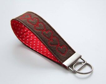 Heart lanyard brown