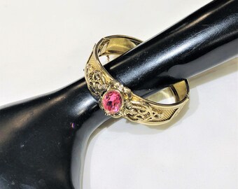 Whiting /& Davis Gold Tone Hinged Bracelet Gold Tone Porcelain Inlay