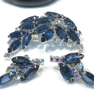 Beautiful Vintage D&E Juliana Blue and AB Rhinestones Brooch and Earrings