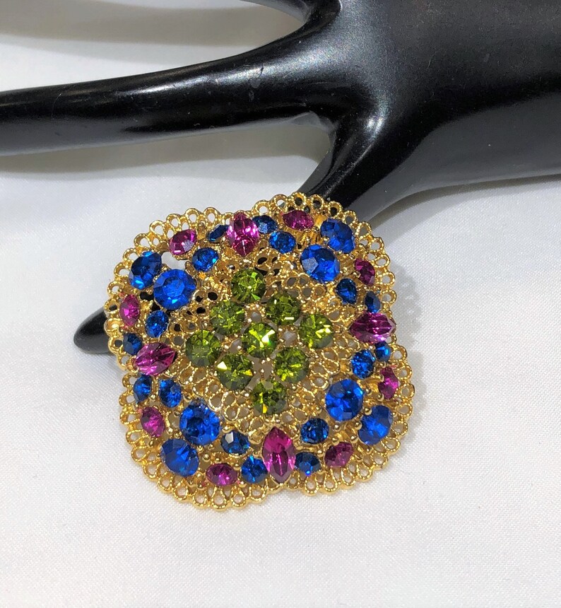 Beautiful Domed Vintage MJent Shades of Blue Rhinestone and Gold Filigree Brooch