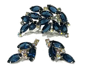 Vintage Juliana D&E Blue Rhinestone Brooch and Clip Earrings Set