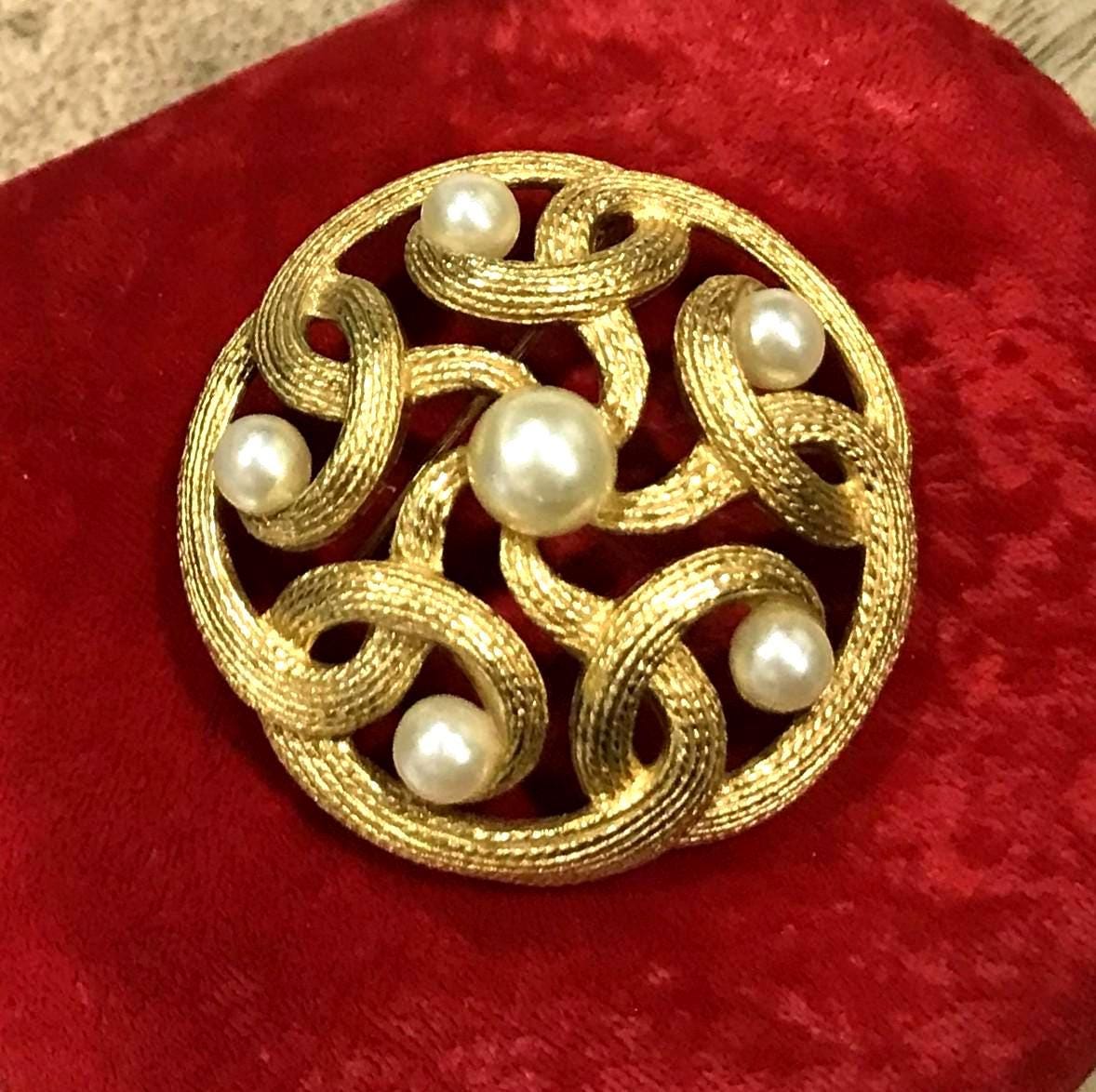 Vintage Crown Trifari Open Work Faux Pearl Knotted Domed Brooch - Etsy