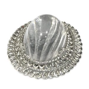 Ongewone, mooie en grote vintage hoge beroemdheden set omgekeerd gesneden helder Lucite cabochon broche