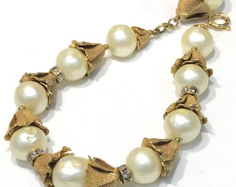 Pretty Vintage Faux Baroque Pearl Clear Rhinestone Rondelle Bracelet