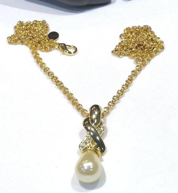 Nolan miller pearl necklace best sale