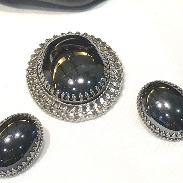 Vintage Whiting & Davis  Hematite Glass   Brooch and Earrings