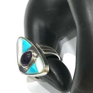 Nice Jay King Mine Finds Modernist Mother of Pearl, Dark Amethyst Cabochon and Turquoise Ring