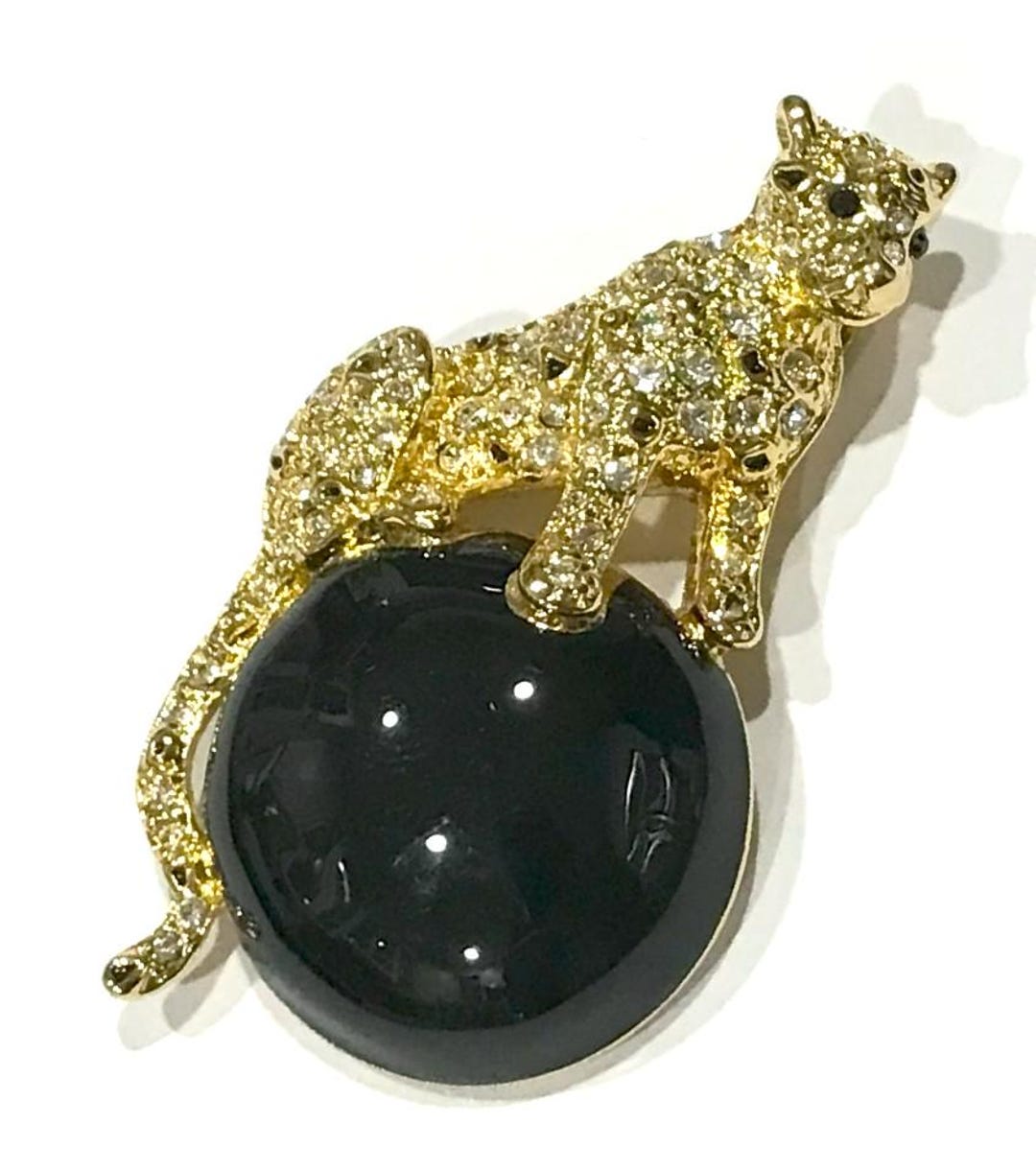 Vintage Napier Rhinestone Leopard Perched on a Black Enamel Ball Brooch ...